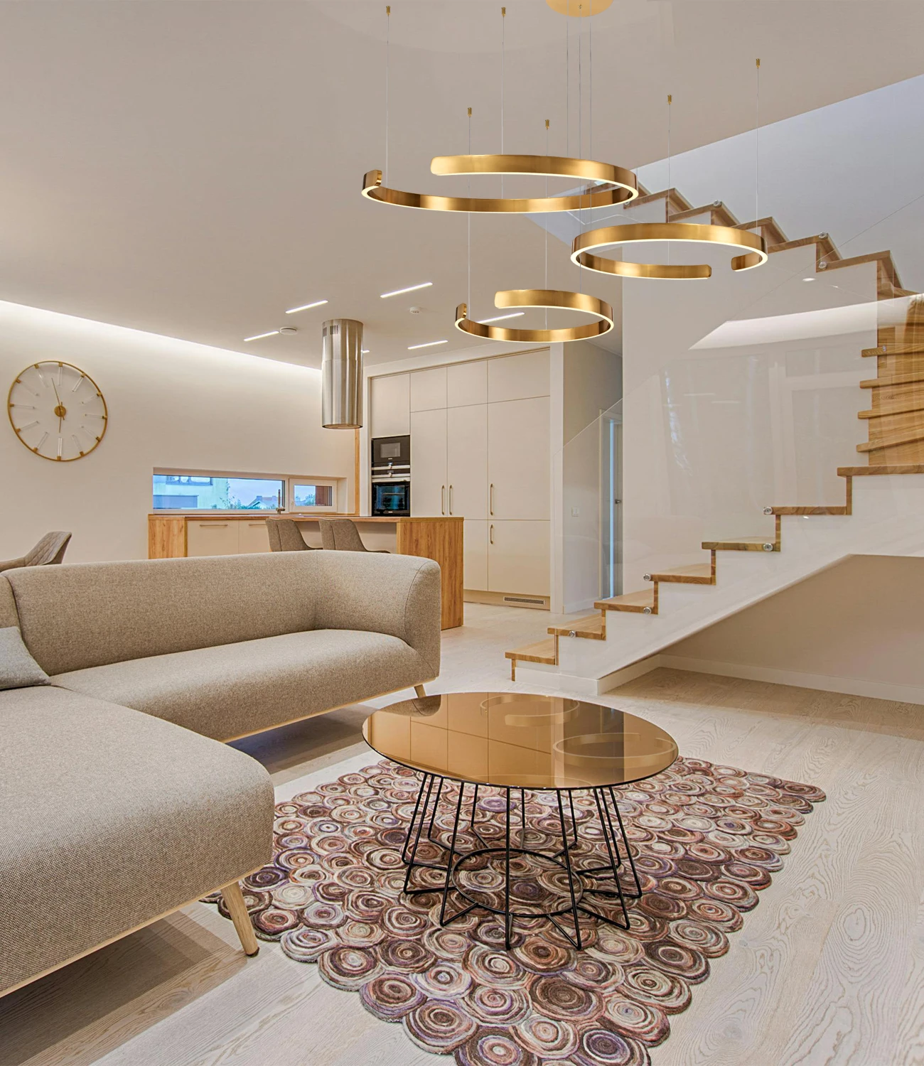 Erlebe elegantes Lichtdesign mit der LED Solaris S No.3 Pendelleuchte