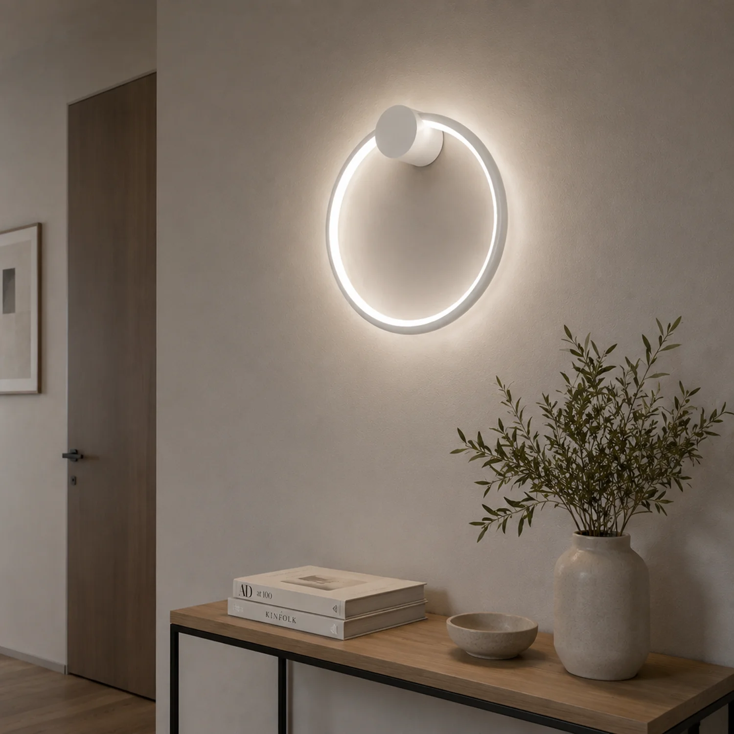 Gestaltungsmöglichkeiten der weißen LED-Wandleuchte Moon 30 cm