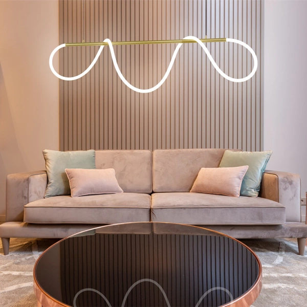 Moderne LED-Lampe Glowline in Gold mit neutraler Lichtfarbe